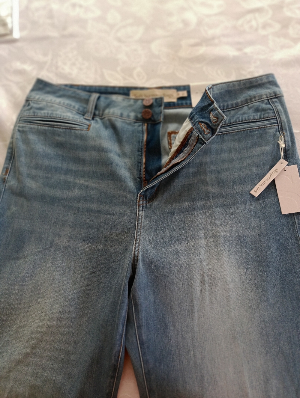 NWT Soft Surrounding High-Rise Wide Leg Jeans in Light Blue Size 14 - Picture 12 of 17
